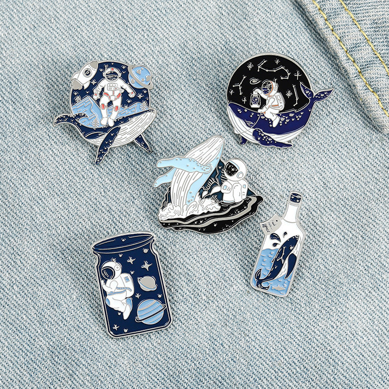 Whale Astronaut Brooch Trendy Alloy Decorative Pin
