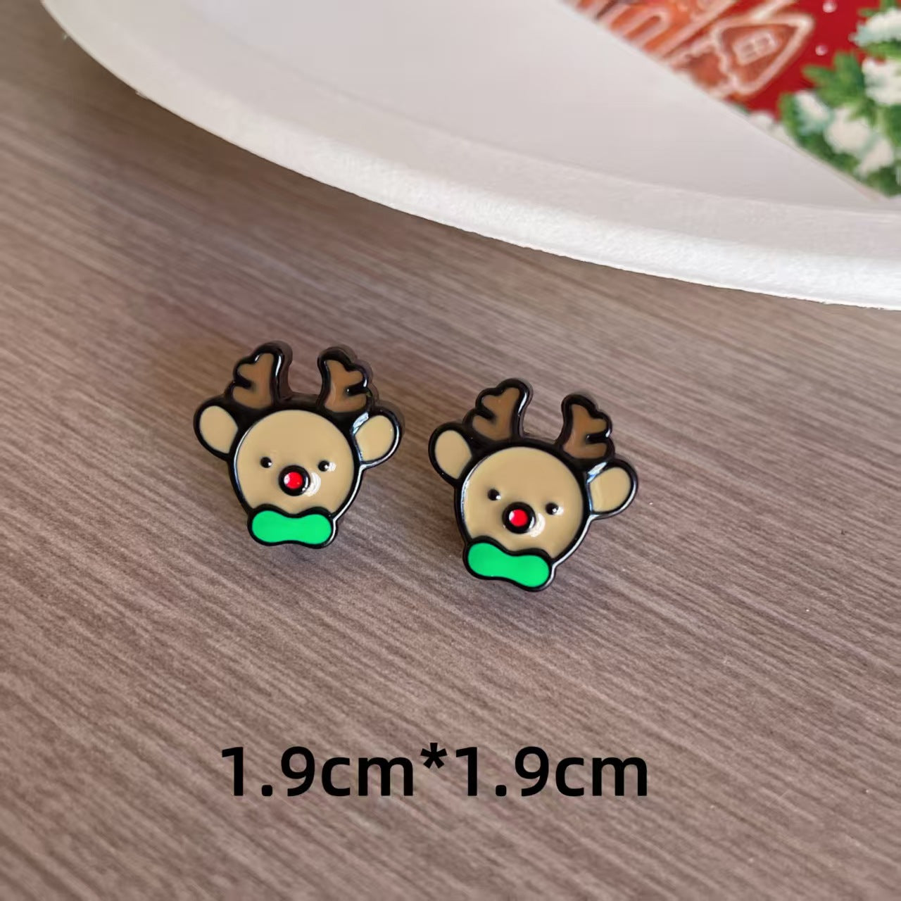 Cute Christmas Cartoon Character Earrings - Resin Drip Design
