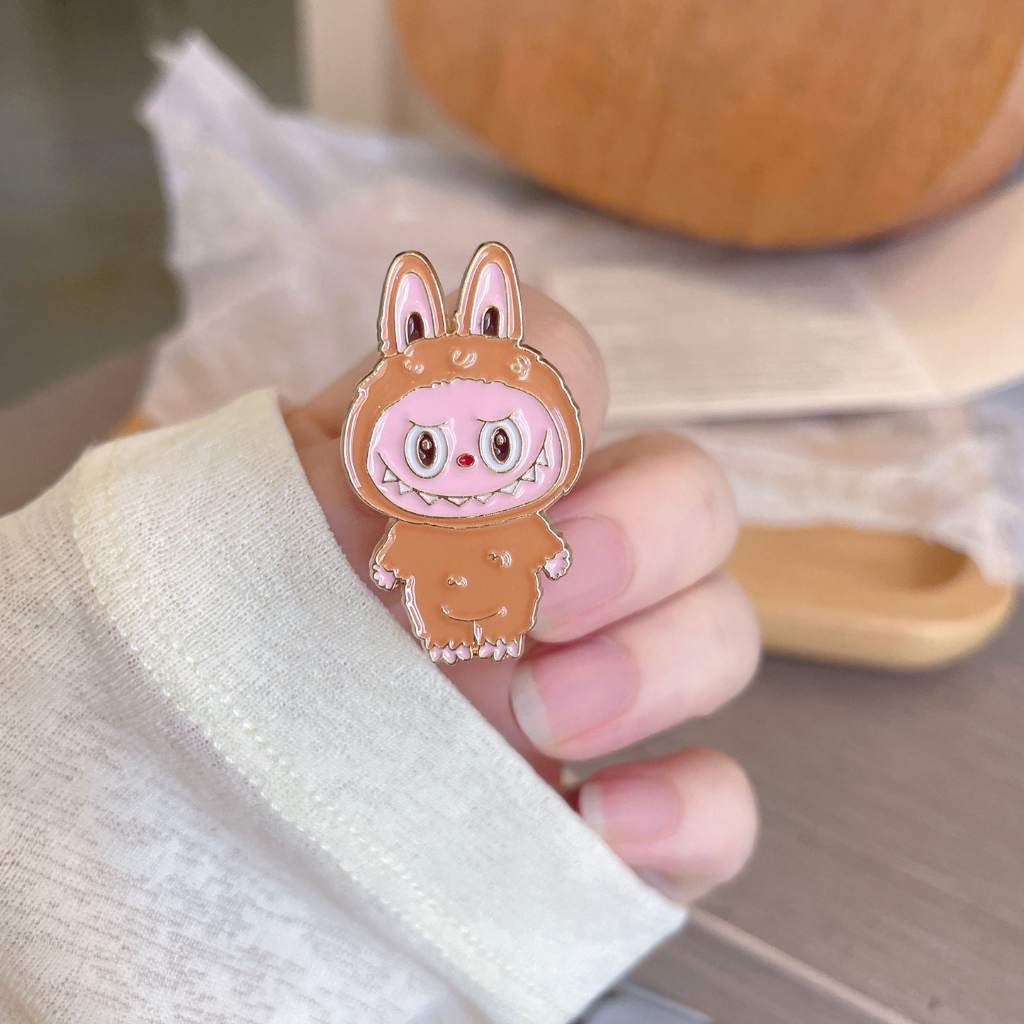 Cute Cartoon Bunny Metal Brooch Pin - Stylish Accessory for Bags and Clothing