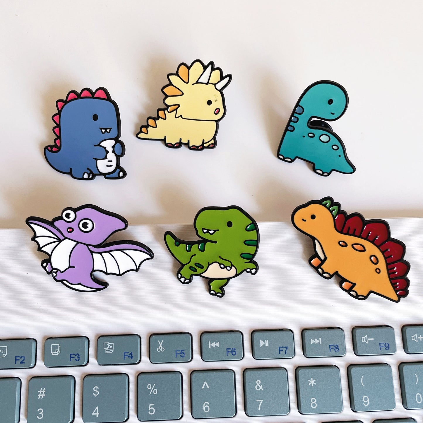 Cute Cartoon Dinosaur Brooches - Metal Pins for Students