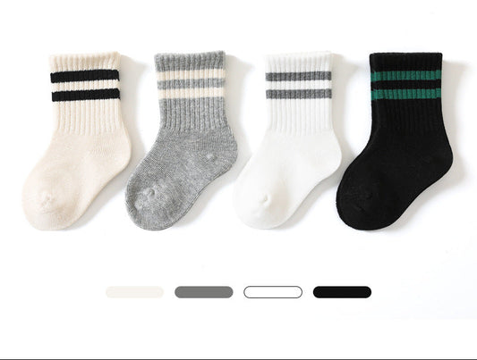 Kids Comfortable Mid-Calf Sports Socks Solid Color