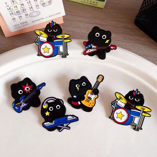 Cute Cartoon Black Cat Music Brooch - Stylish Accessory for All