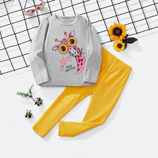 Comfortable Loose Pajama Set For Girls With Cartoon Design
