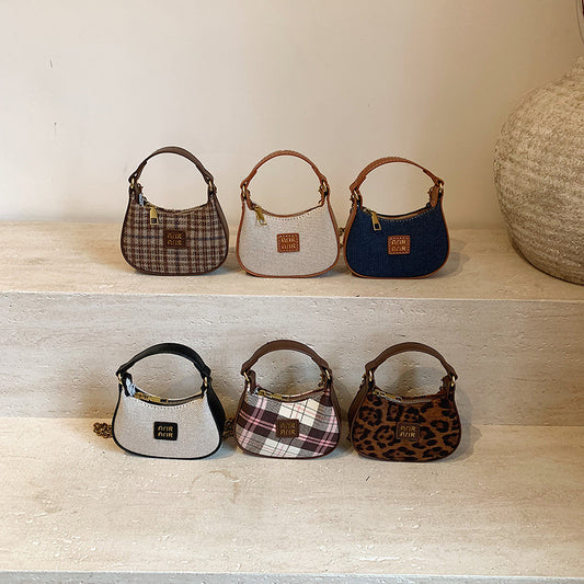 Trendy Leopard Print Mini Shoulder Bag for Kids