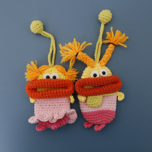 Handmade Woven Keychain Bag Cartoon Design Trendy Women's Purse