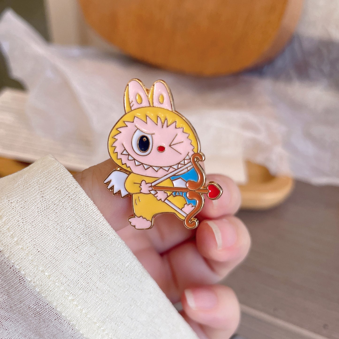 Cute Cartoon Bunny Metal Brooch Pin - Stylish Accessory for Bags and Clothing