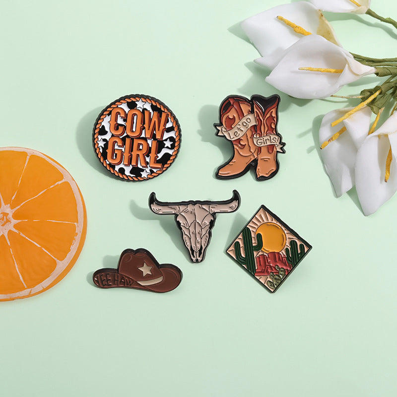 Brown Series Denim Hat Brooch Cute Versatile Travel Adventure Metal Badge Fashion Accessory