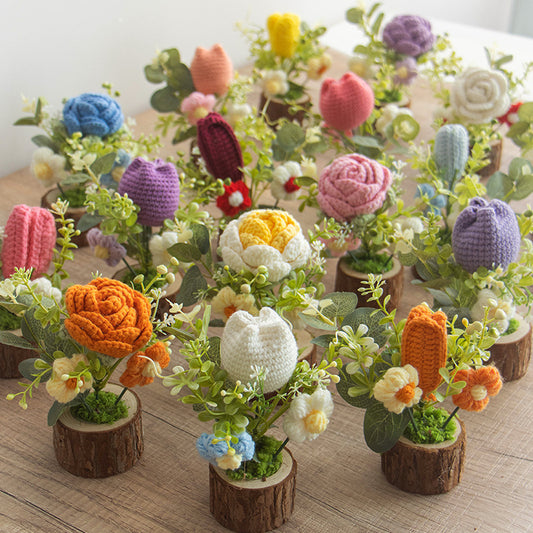 Handmade Knitted Tulip Mini Potted Plant Decorative Flower