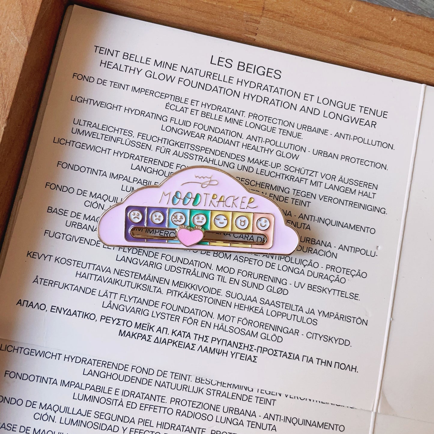Mood Energy Transformation Brooch Smiley Face Metal Badge