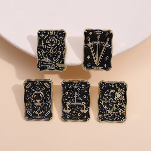 Creative Geometric Tarot Card Brooch Black Metal Decorative Pin