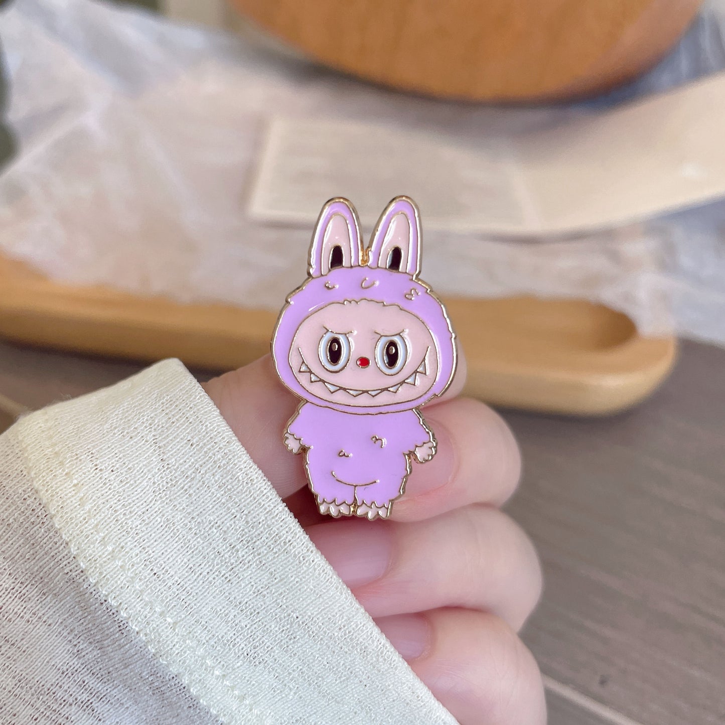 Cute Cartoon Bunny Metal Brooch Pin - Stylish Accessory for Bags and Clothing